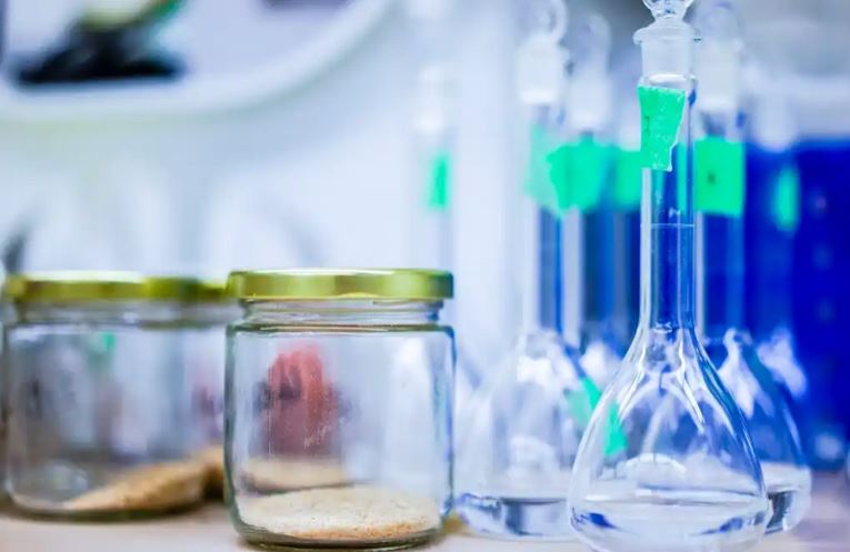 مواد شیمیایی